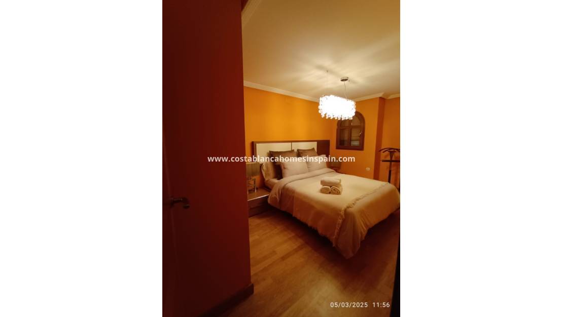 Resale - Semi - Detached Villa - Algorfa