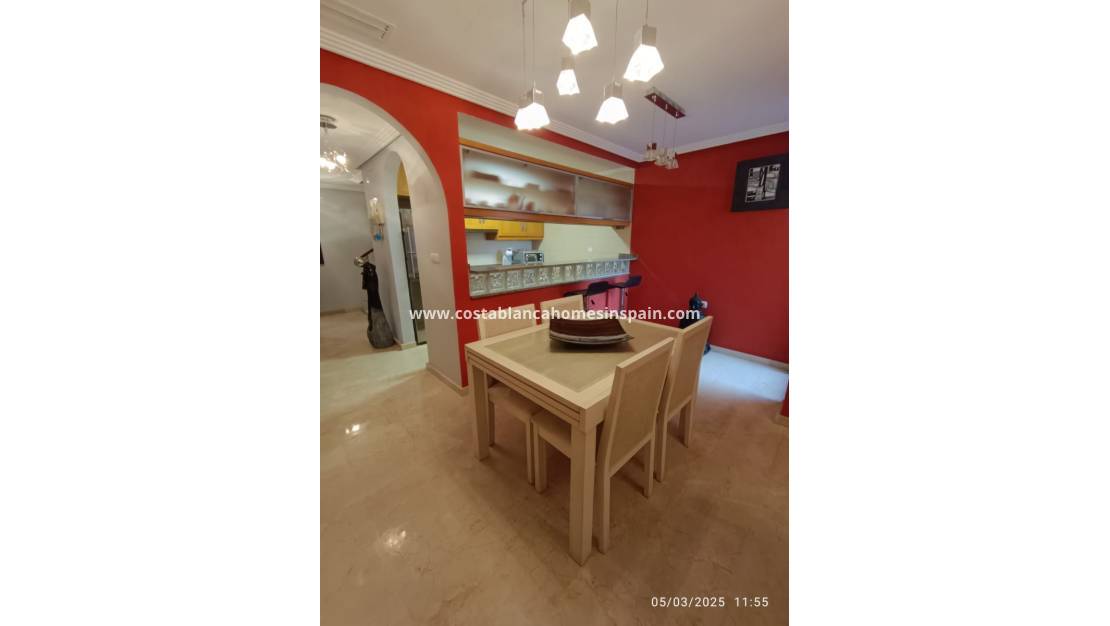 Resale - Semi - Detached Villa - Algorfa