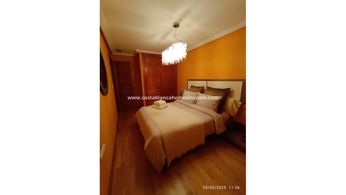 Resale - Semi - Detached Villa - Algorfa