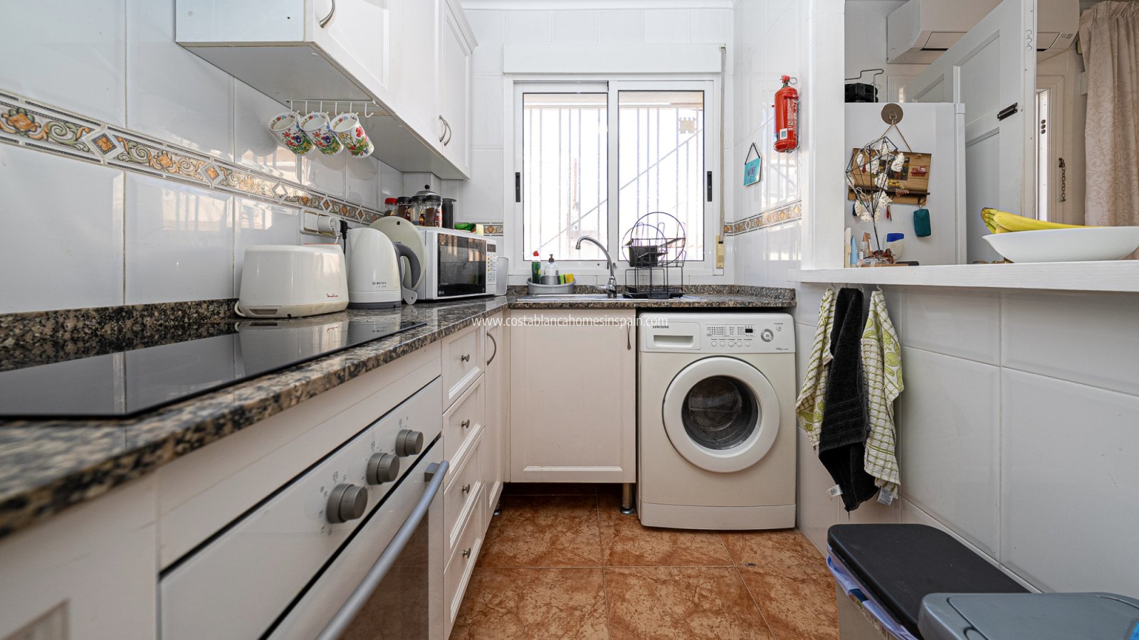 Resale - Semi - Detached Villa - Cabo Roig - La Regia