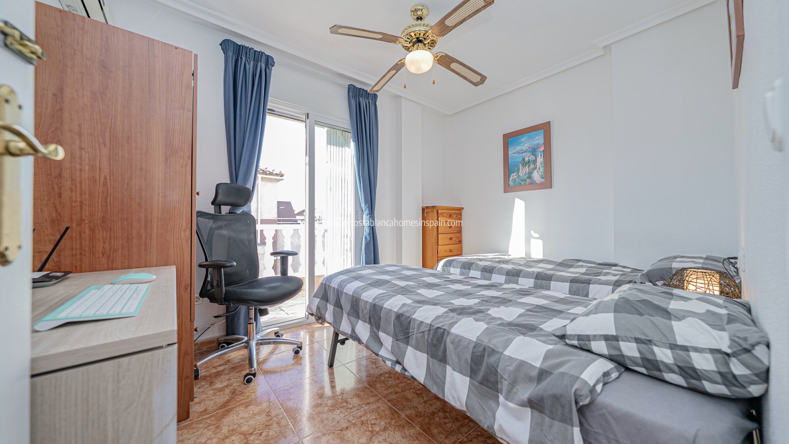 Resale - Semi - Detached Villa - Cabo Roig - La Regia