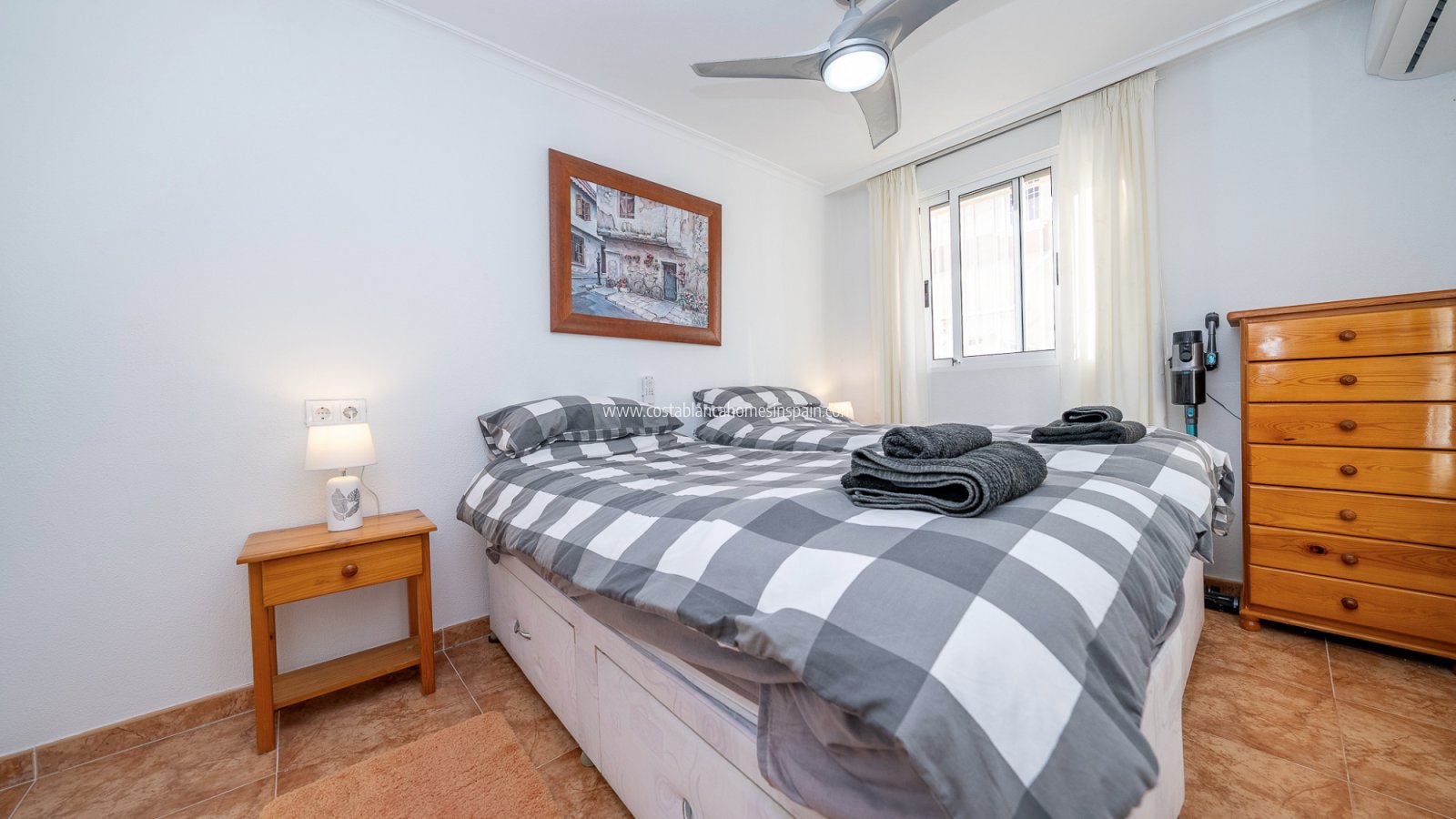 Resale - Semi - Detached Villa - Cabo Roig - La Regia