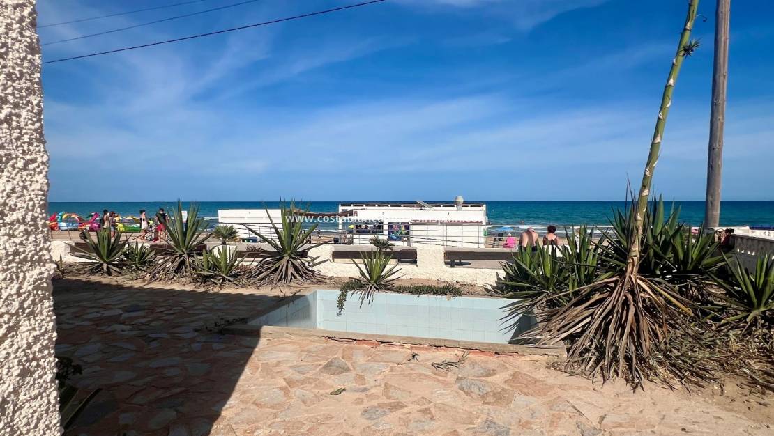 Resale - Semi - Detached Villa - LA MATA