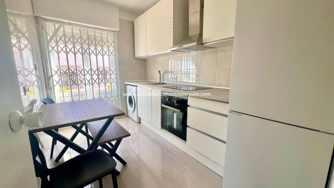 Resale - Semi - Detached Villa - LA MATA