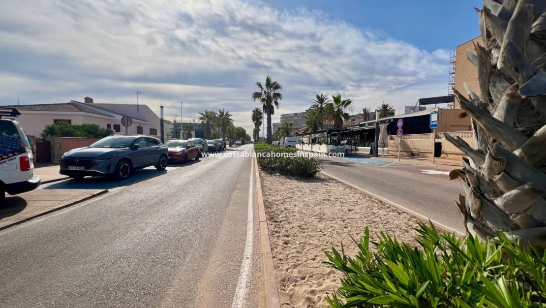 Resale - Semi - Detached Villa - LA MATA