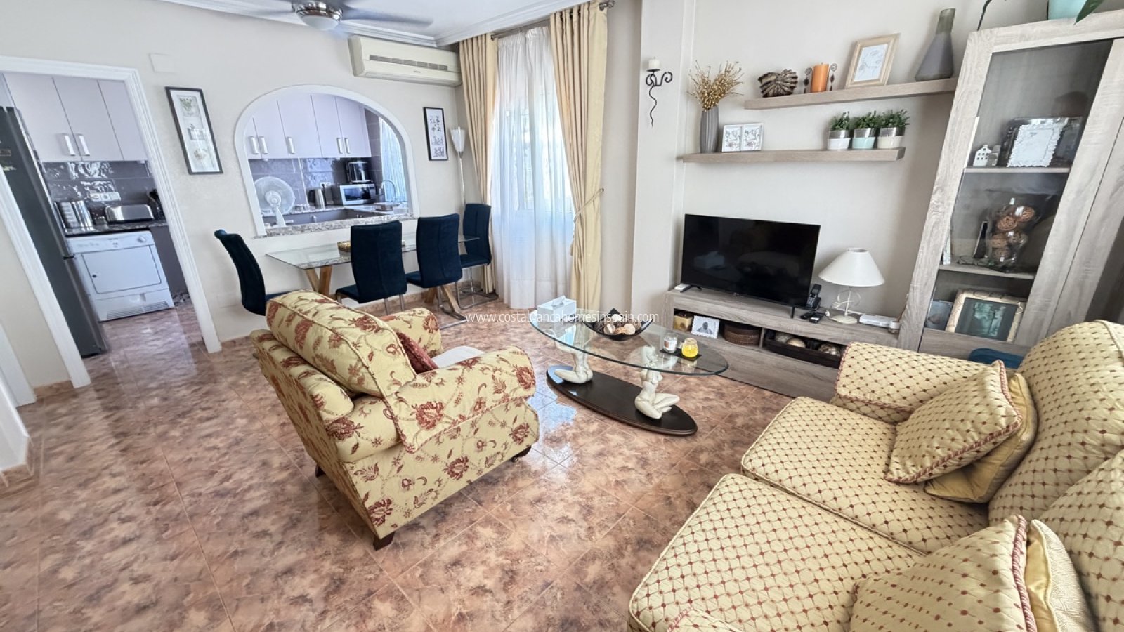 Resale - Semi - Detached Villa - La Zenia