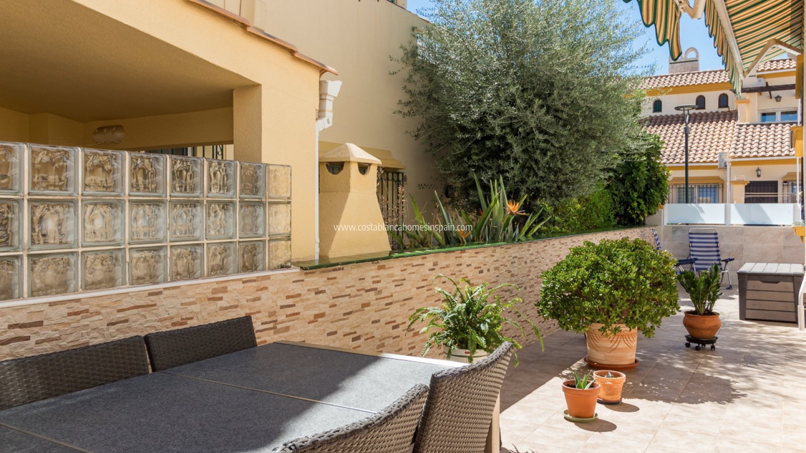 Resale - Semi - Detached Villa - La Zenia