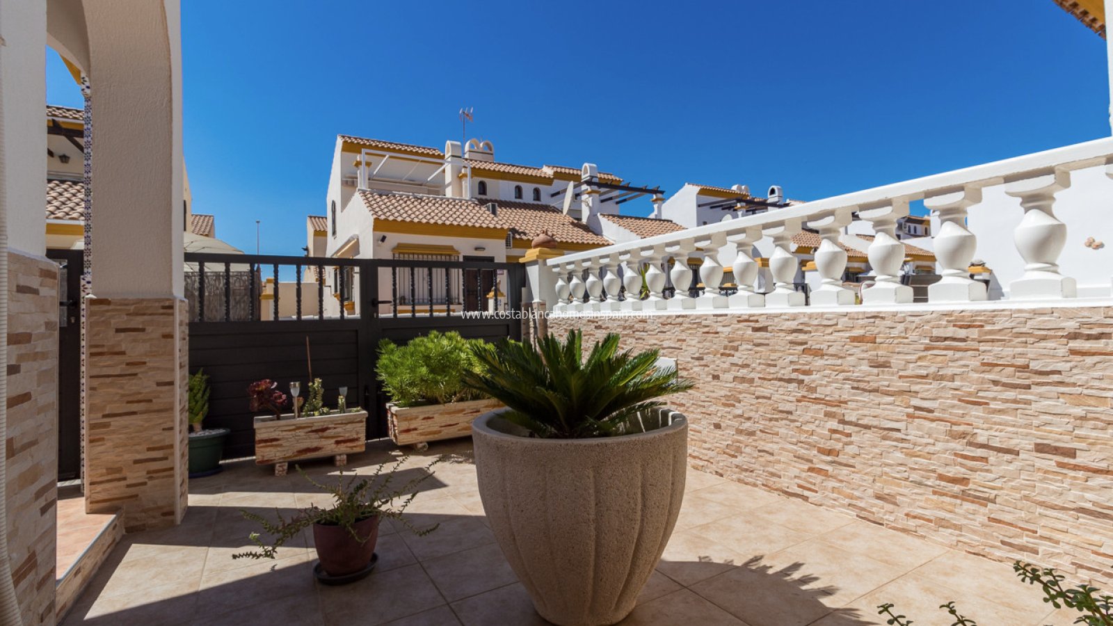Resale - Semi - Detached Villa - La Zenia