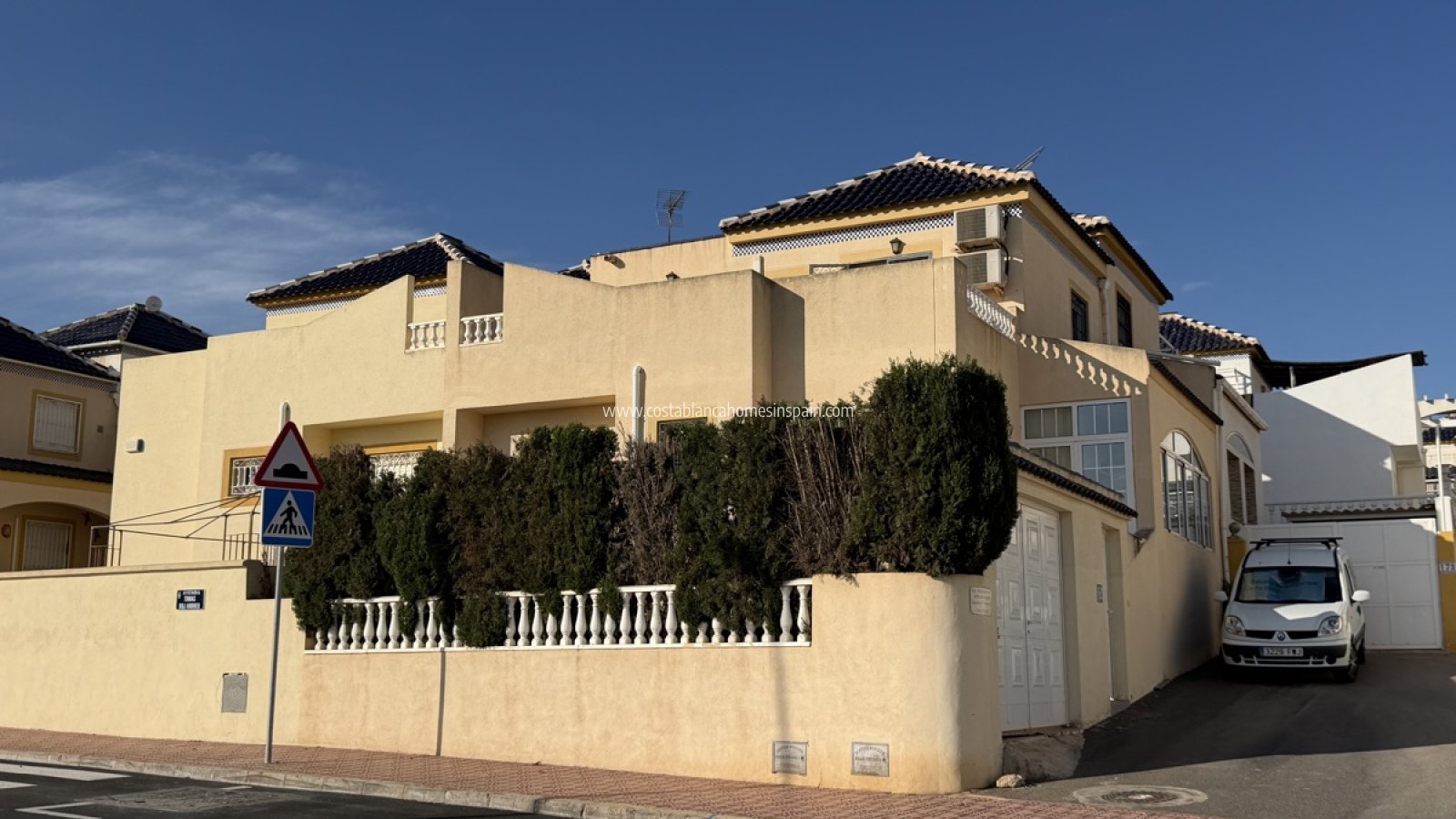 Resale - Semi - Detached Villa - Los Balcones - LOS BALCONES