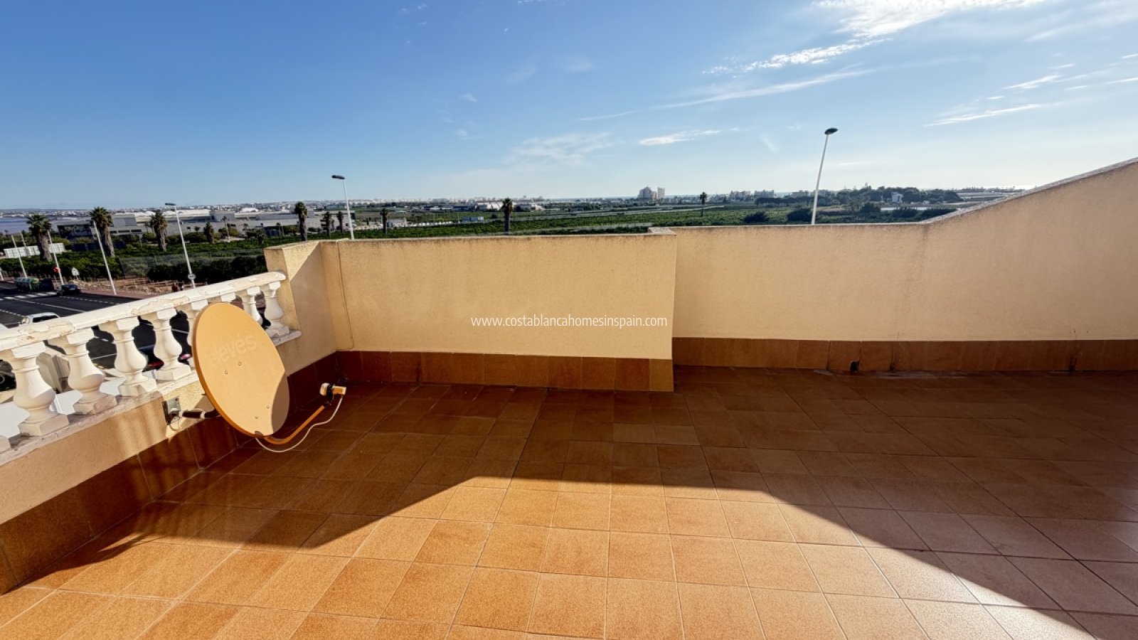 Resale - Semi - Detached Villa - Los Balcones - LOS BALCONES