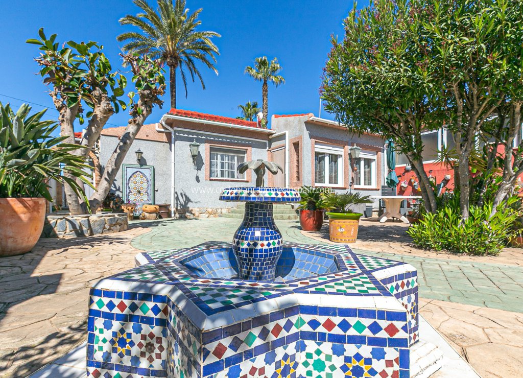 Resale - Semi - Detached Villa - Los Balcones