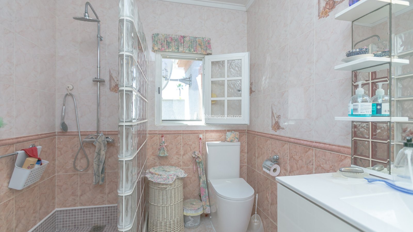 Resale - Semi - Detached Villa - Los Balcones