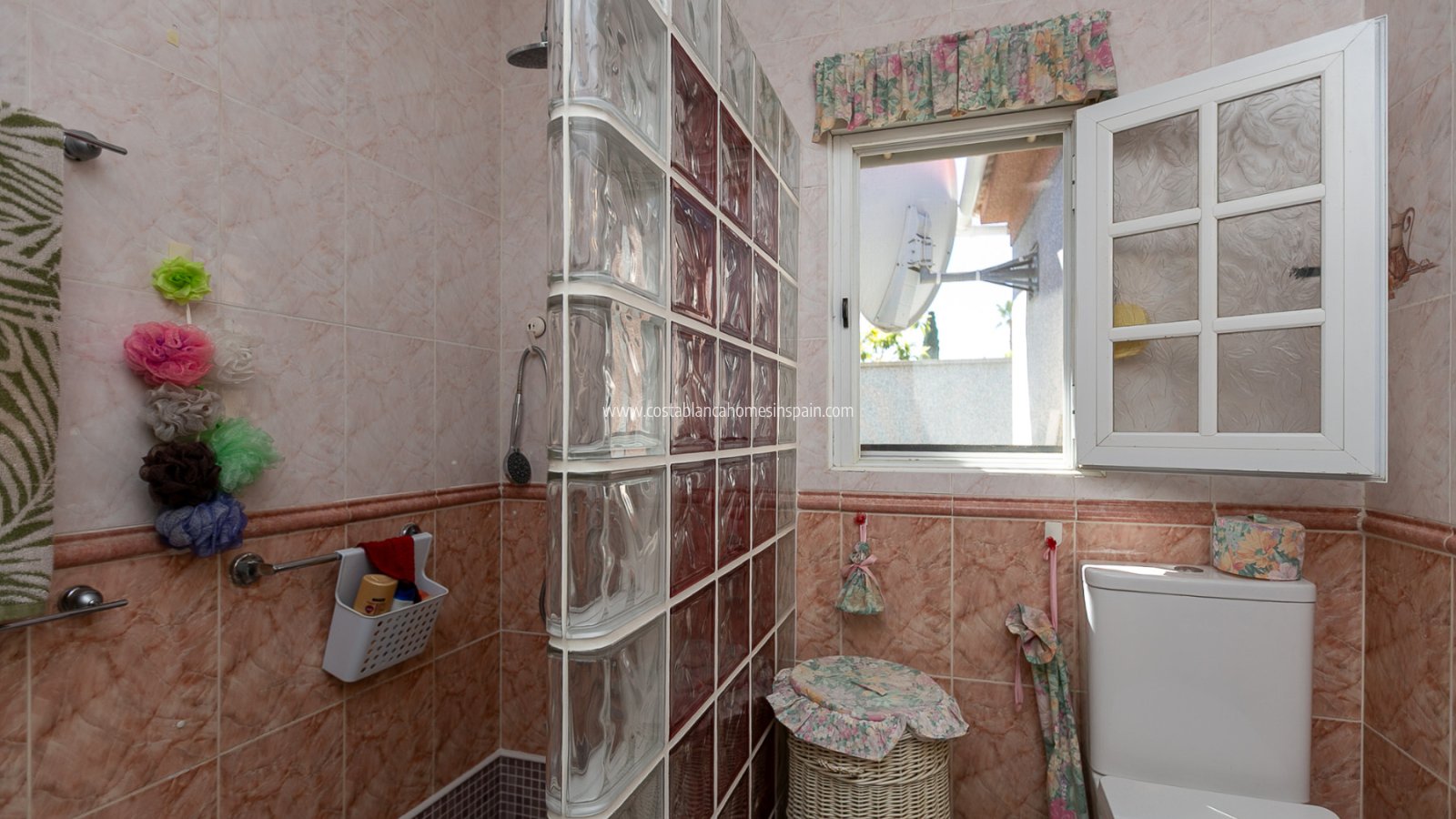 Resale - Semi - Detached Villa - Los Balcones