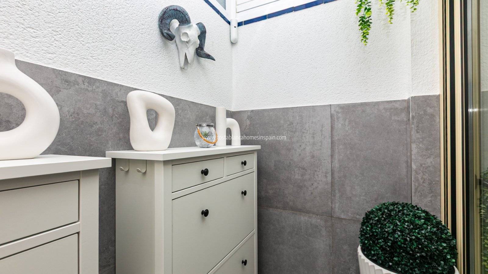 Resale - Semi - Detached Villa - Mil Palmeras - Riomar