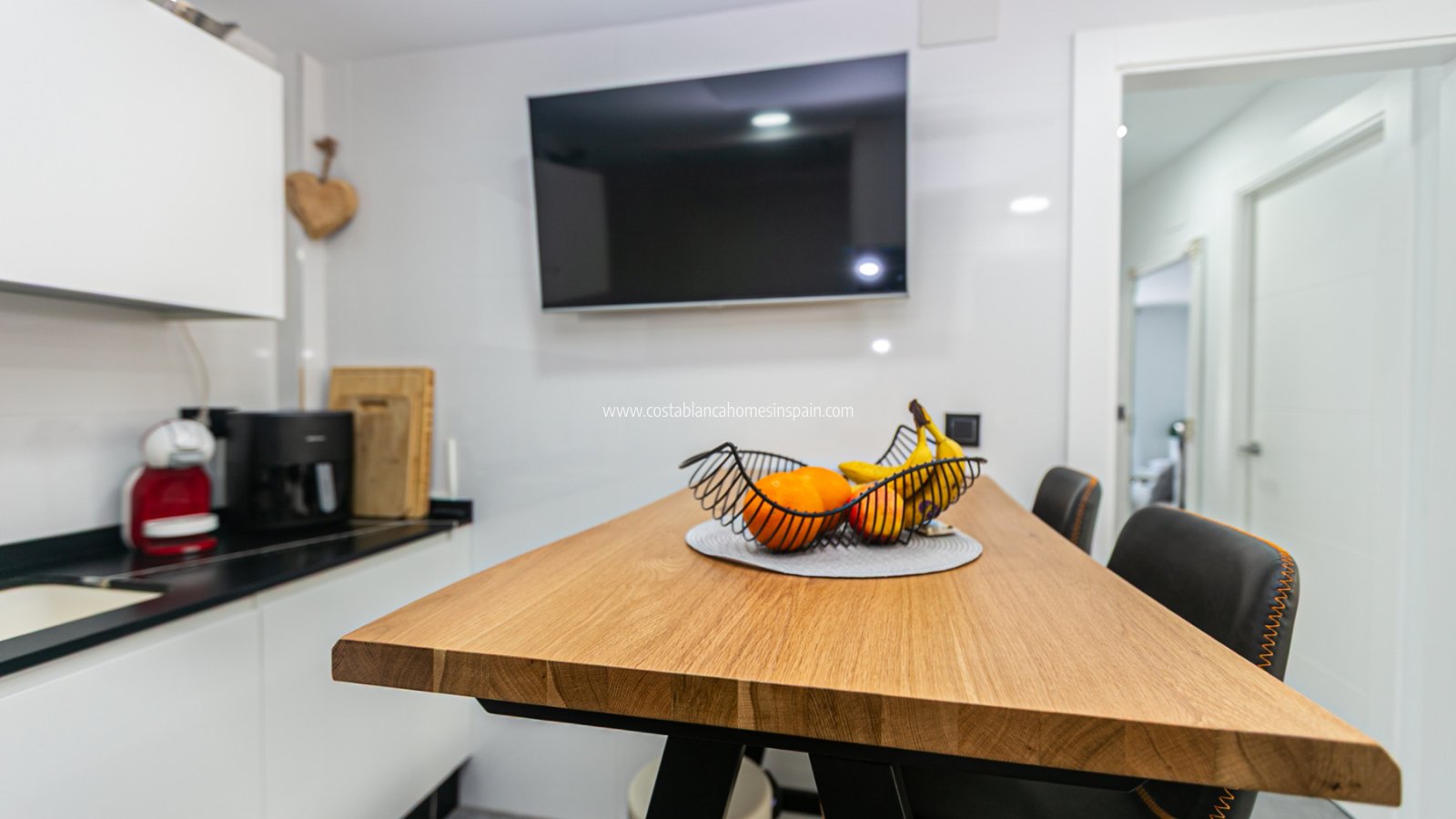 Resale - Semi - Detached Villa - Mil Palmeras - Riomar