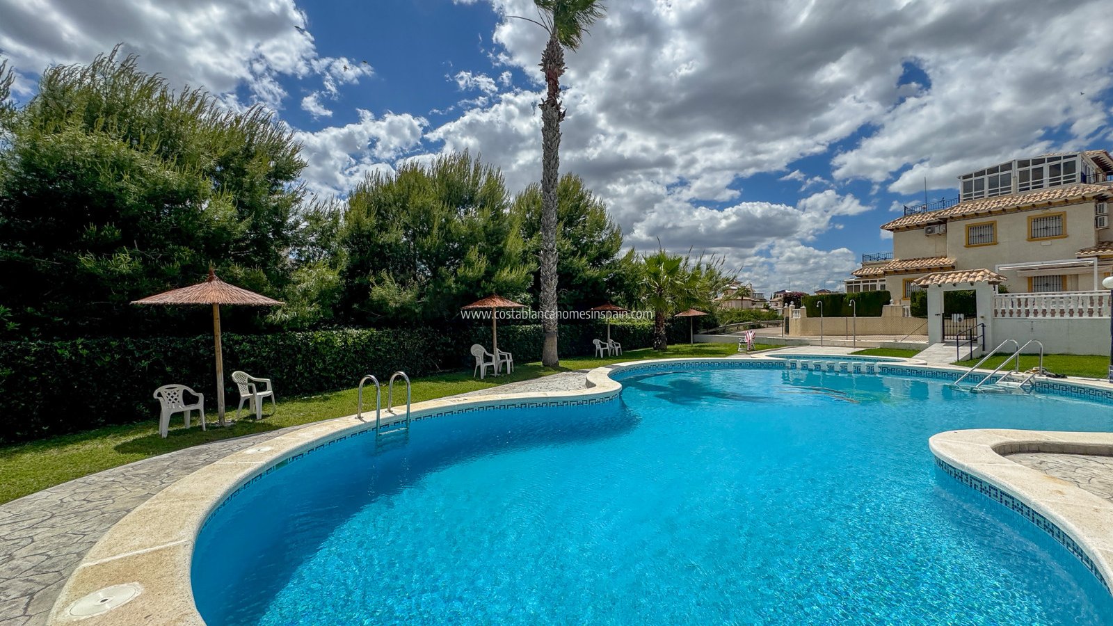 Resale - Semi - Detached Villa - Orihuela Costa - La Zenia