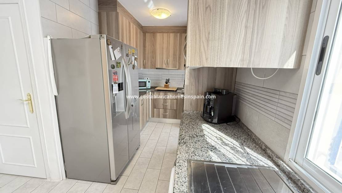 Resale - Semi - Detached Villa - Orihuela Costa - La Zenia