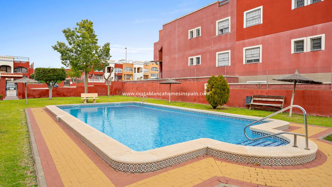 Resale - Semi - Detached Villa - Playa Flamenca - Costa Blanca South