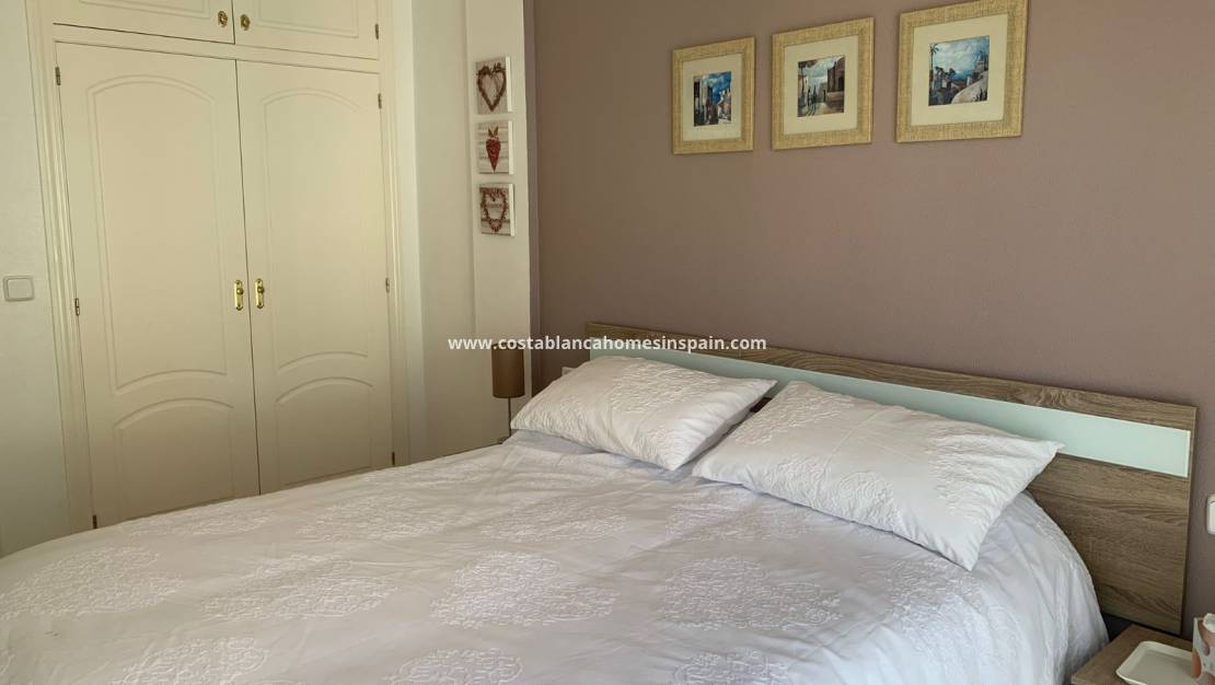 Resale - Semi - Detached Villa - Playa Flamenca - Costa Blanca South