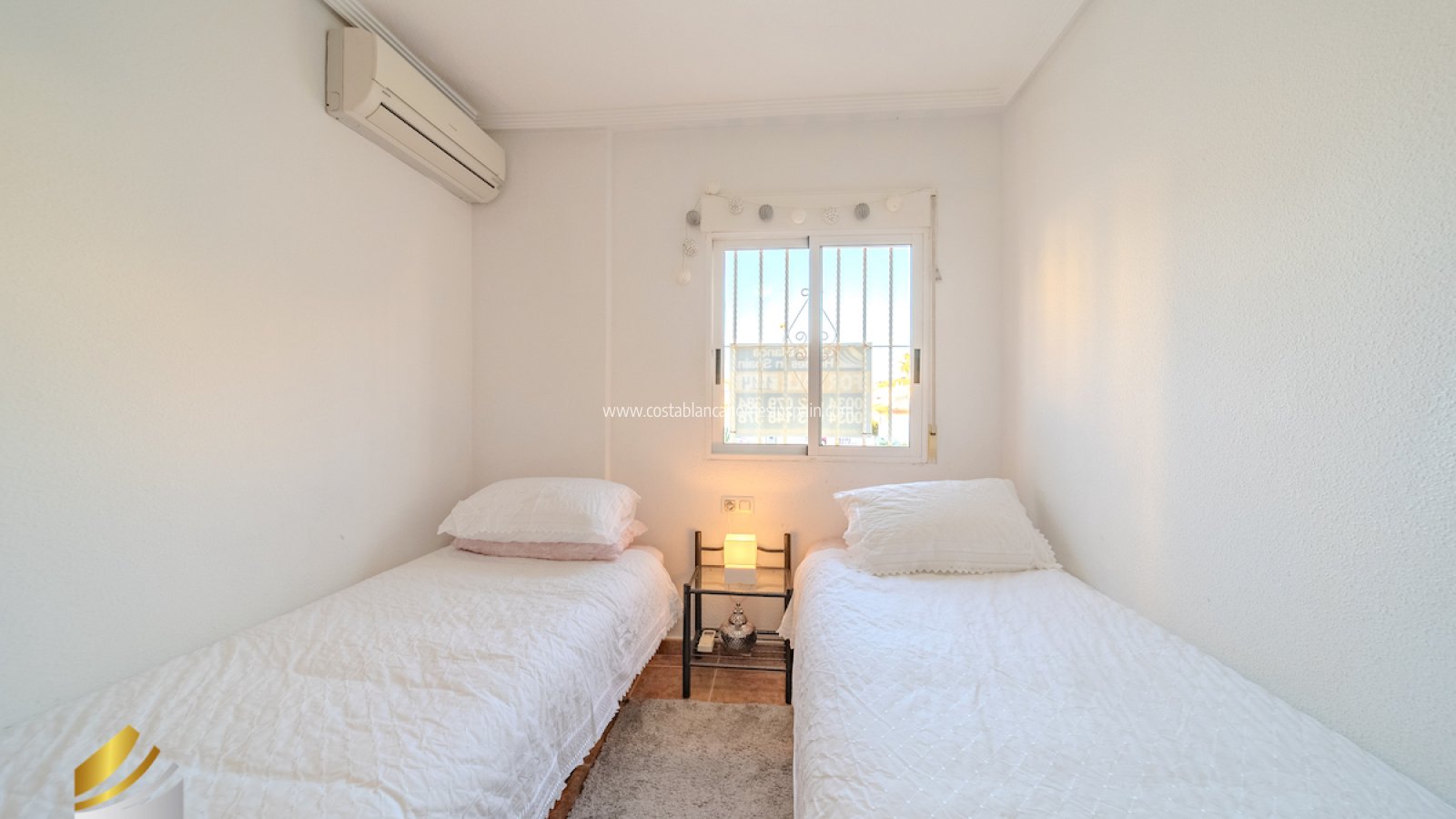 Resale - Semi - Detached Villa - Playa Flamenca - Costa Blanca South