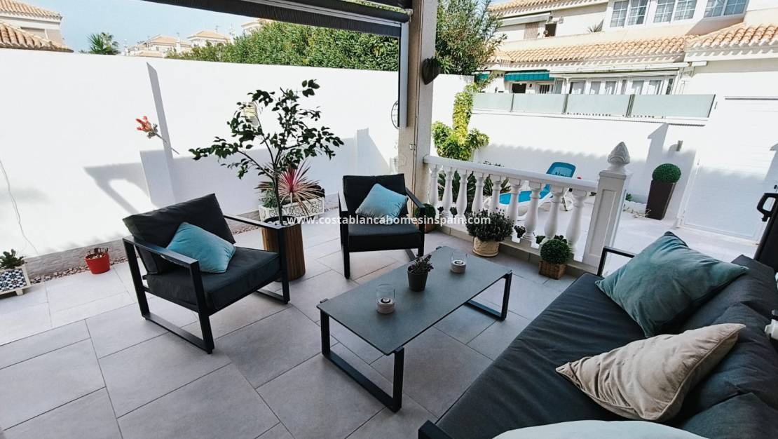 Resale - Semi - Detached Villa - Playa Flamenca - Costa Blanca South