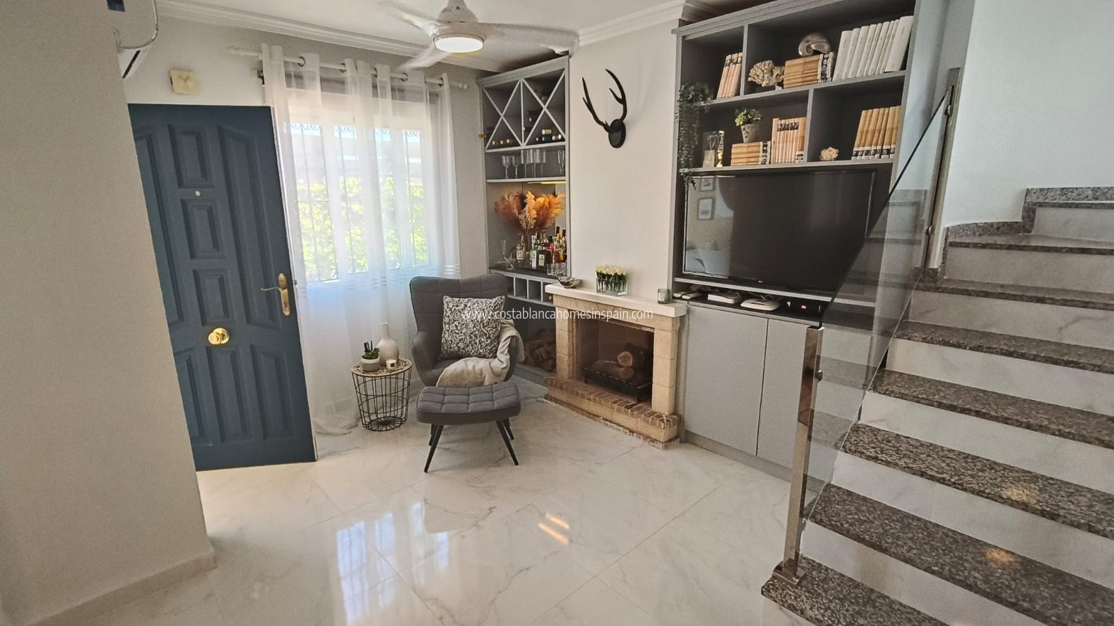 Resale - Semi - Detached Villa - Playa Flamenca - Costa Blanca South