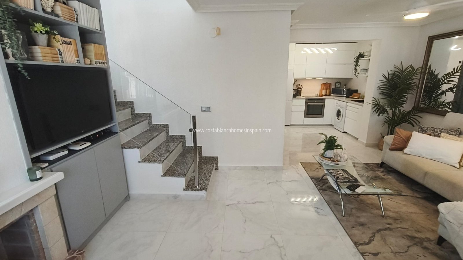 Resale - Semi - Detached Villa - Playa Flamenca - Costa Blanca South