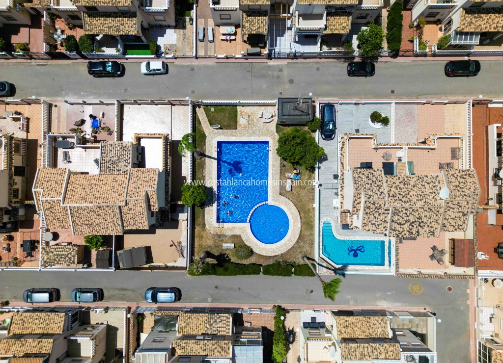 Resale - Semi - Detached Villa - Playa Flamenca - Costa Blanca South