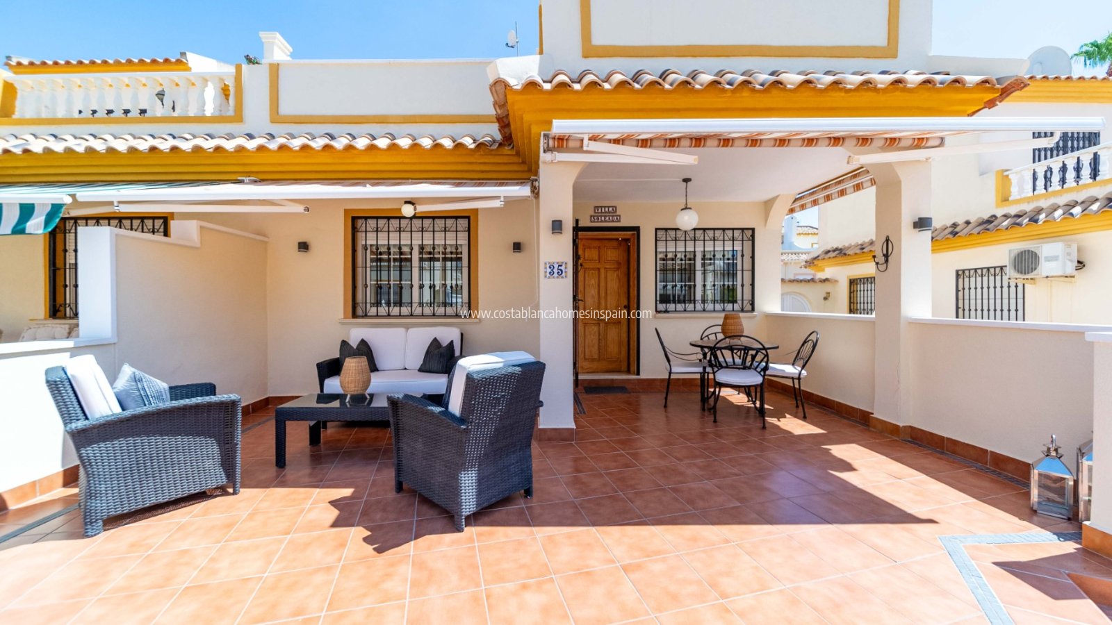 Resale - Semi - Detached Villa - Playa Flamenca - Costa Blanca South
