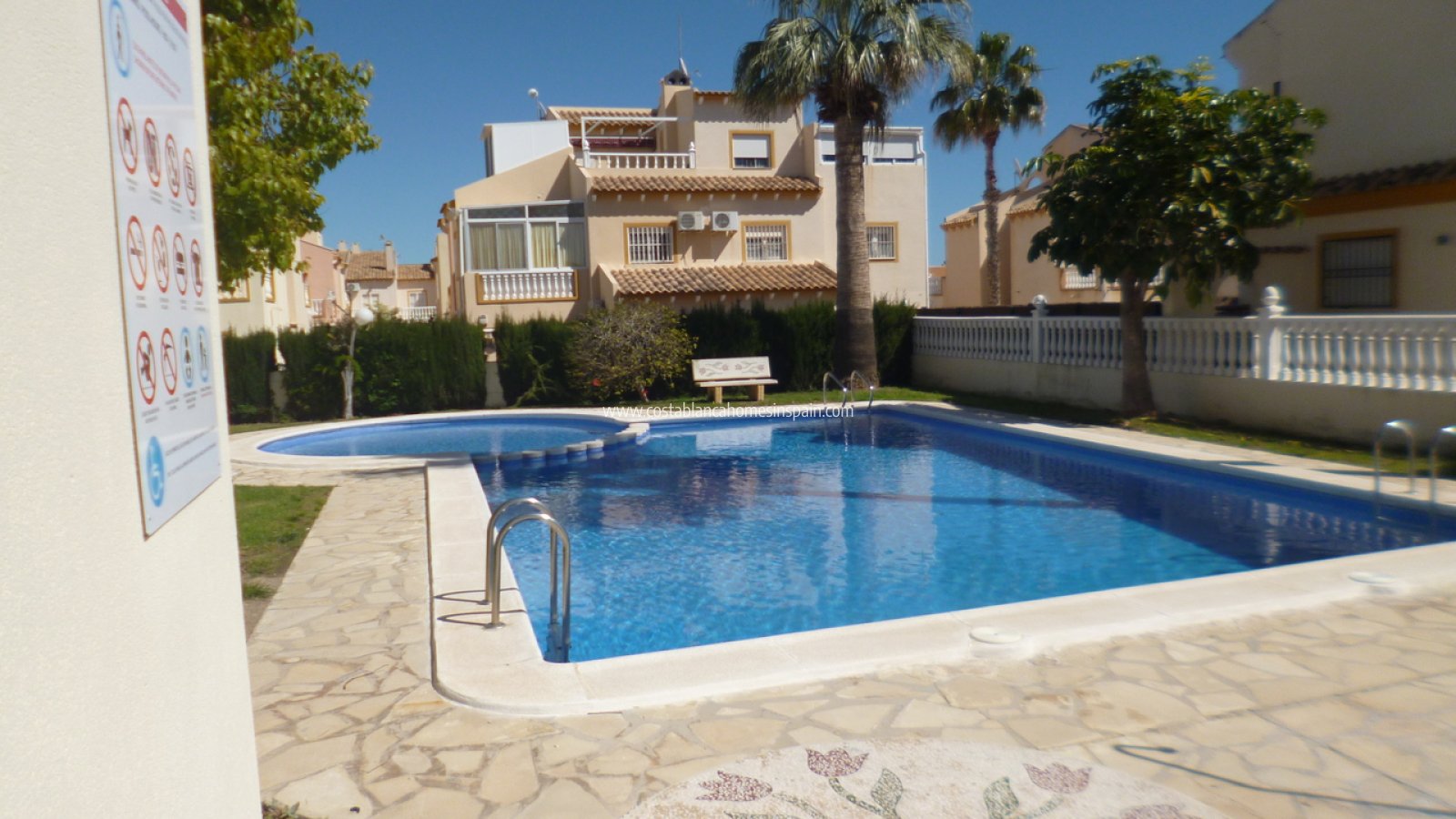 Resale - Semi - Detached Villa - Playa Flamenca - Orihuela Costa