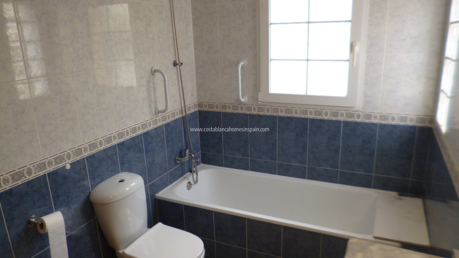 Resale - Semi - Detached Villa - Playa Flamenca - Orihuela Costa