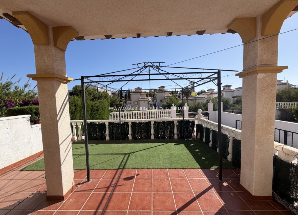 Resale - Semi - Detached Villa - Playa Flamenca - Orihuela Costa