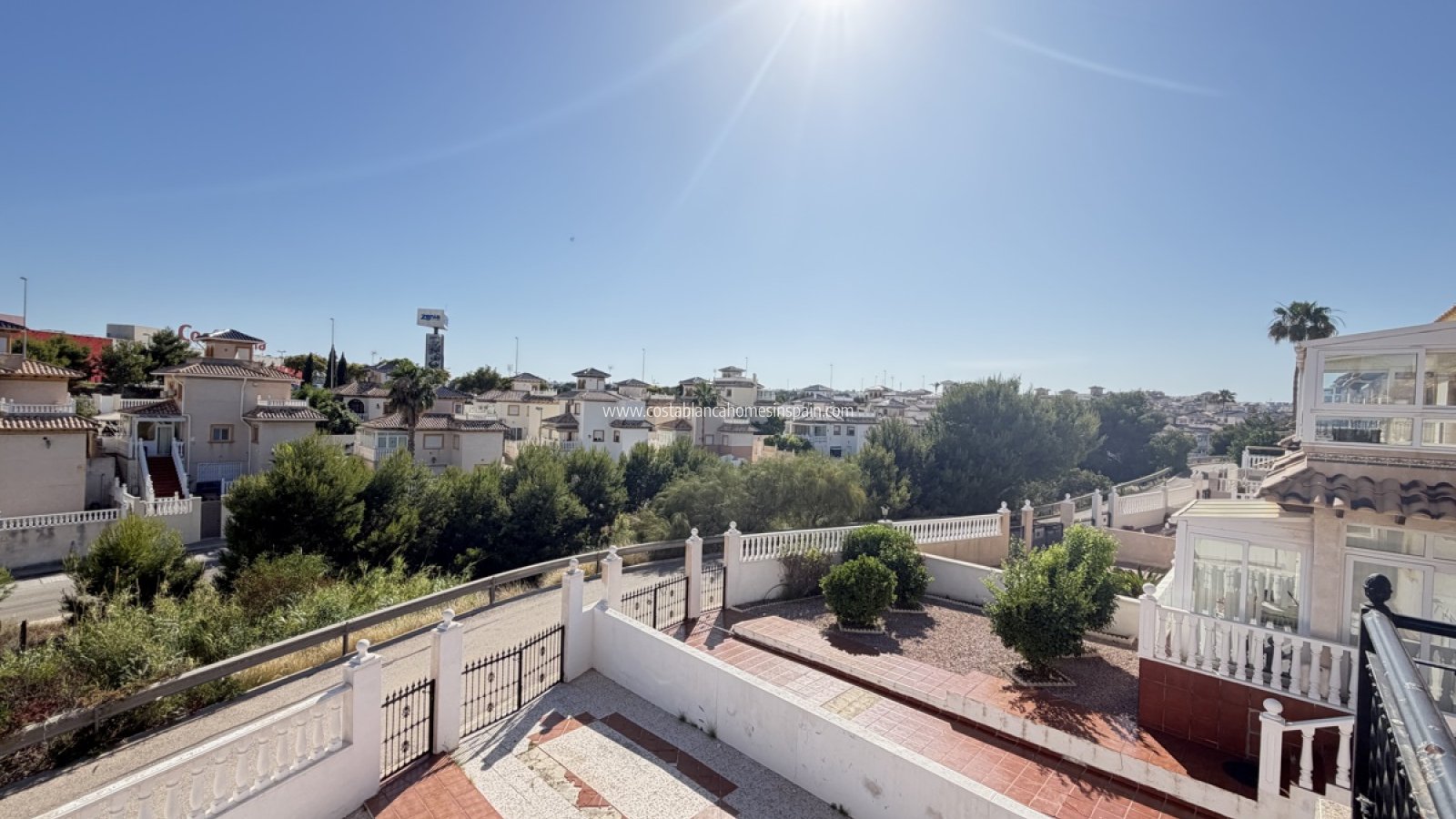 Resale - Semi - Detached Villa - Playa Flamenca - Orihuela Costa
