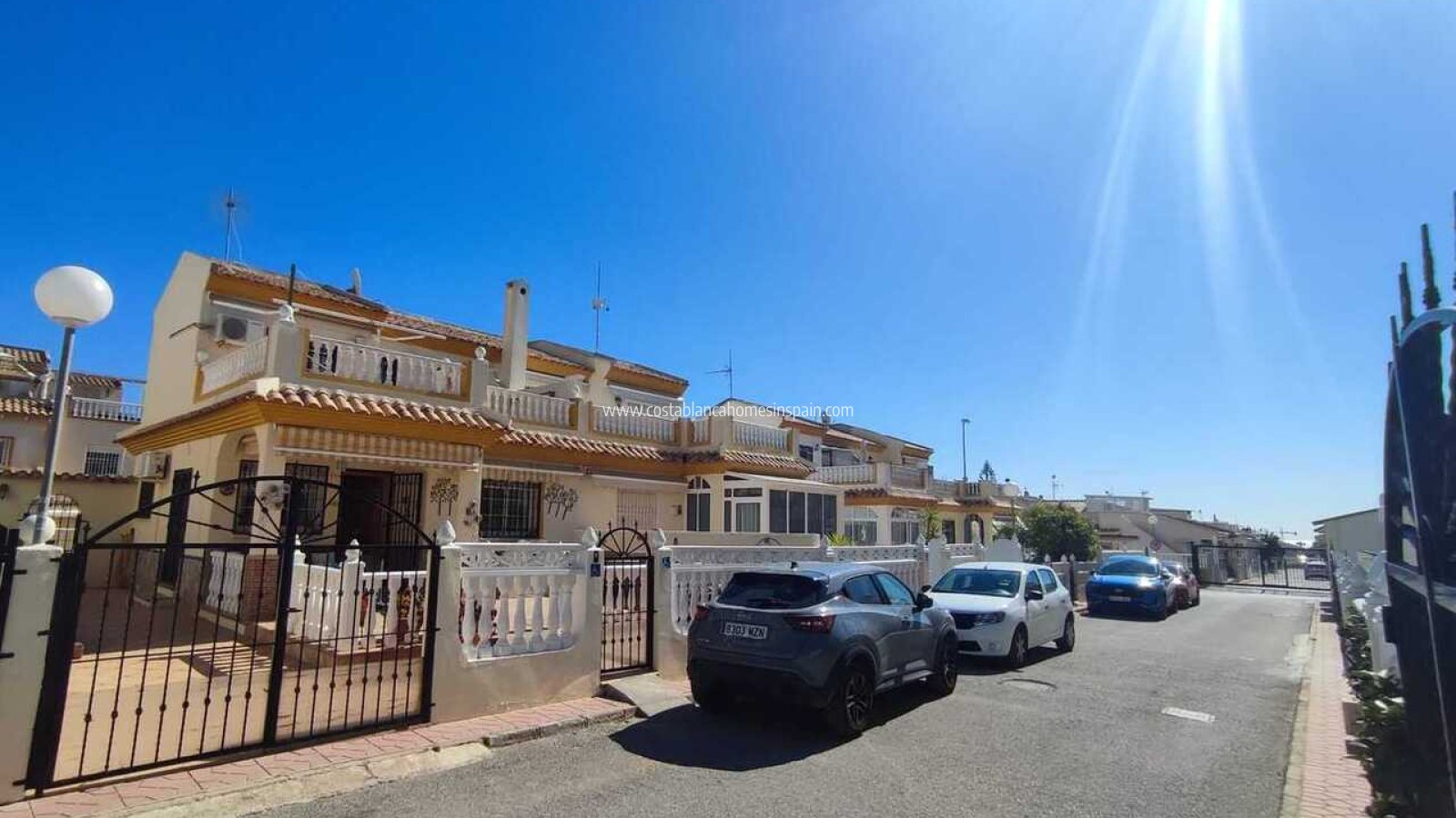 Resale - Semi - Detached Villa - Playa Flamenca - Play Flamenca