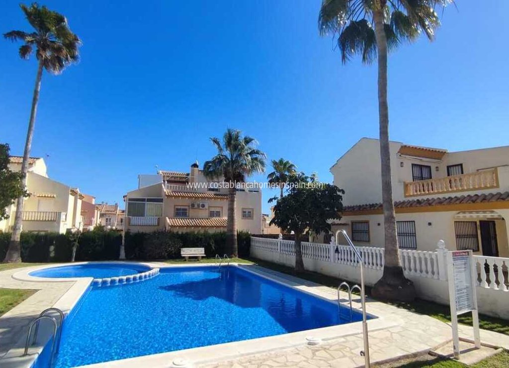 Resale - Semi - Detached Villa - Playa Flamenca - Play Flamenca