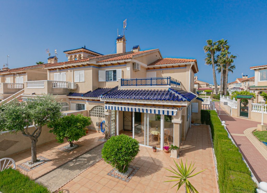 Resale - Semi - Detached Villa - Playa Flamenca - Zenia Mar