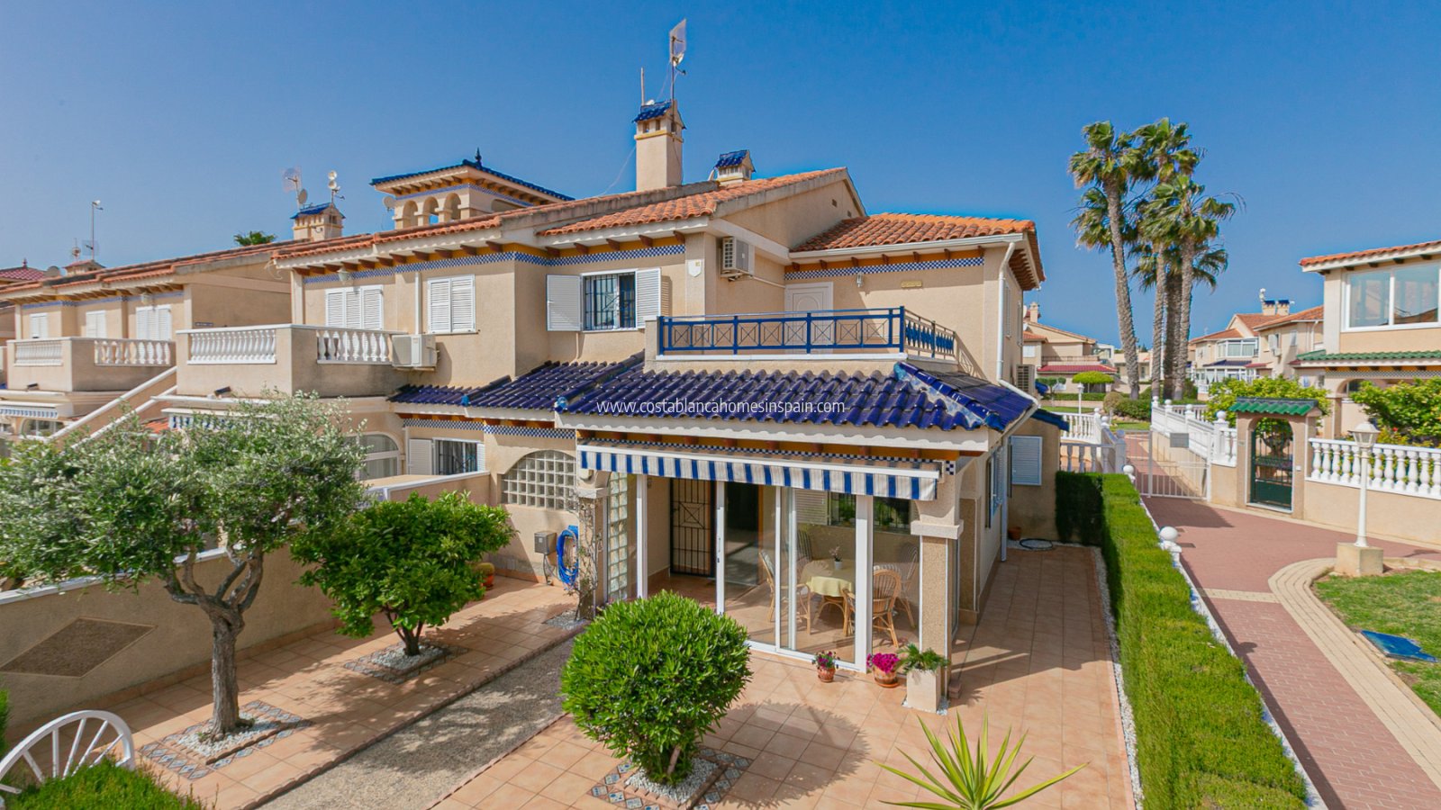 Resale - Semi - Detached Villa - Playa Flamenca - Zenia Mar