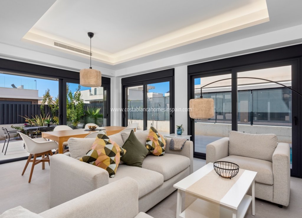Resale - Semi - Detached Villa - San Fulgencio - La Marina