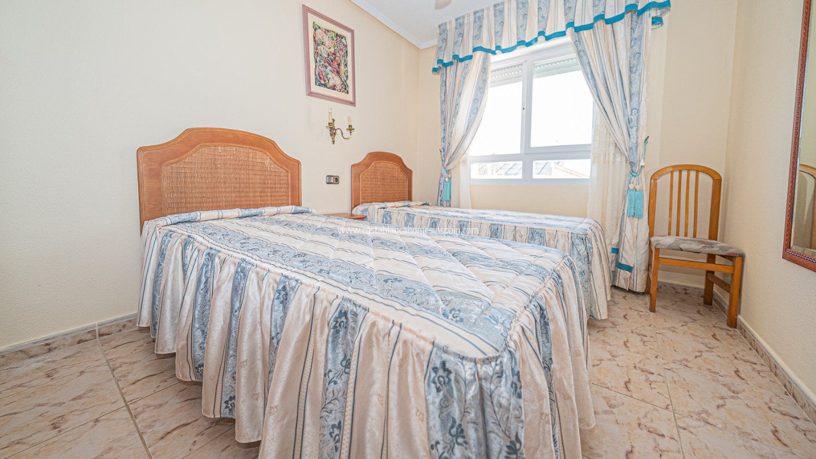 Resale - Semi - Detached Villa - Torrevieja - El Chaparral