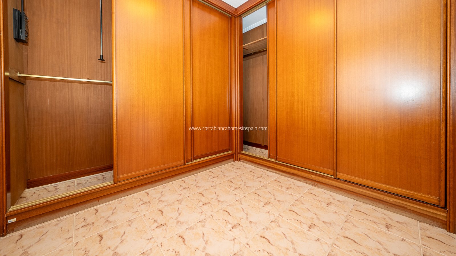 Resale - Semi - Detached Villa - Torrevieja - El Chaparral