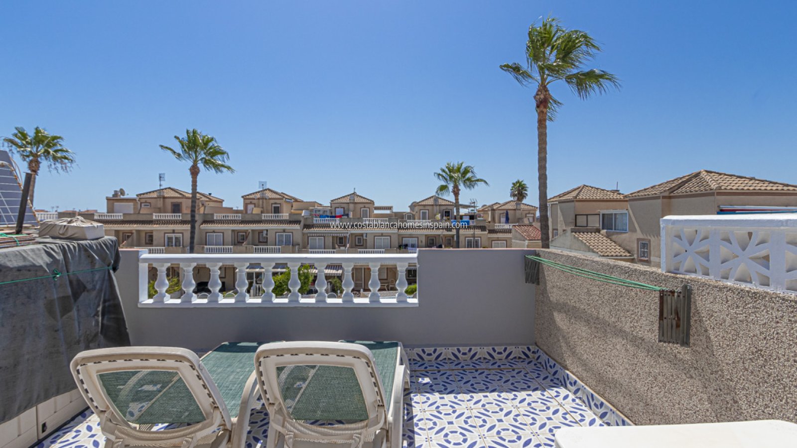 Resale - Semi - Detached Villa - Torrevieja - La Siesta