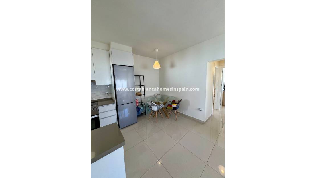 Resale - Semi - Detached Villa - Torrevieja - Torretas