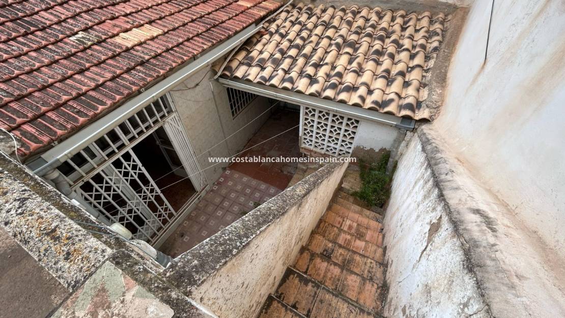 Resale - Semi - Detached Villa - Torrevieja - Torrevieja City Center