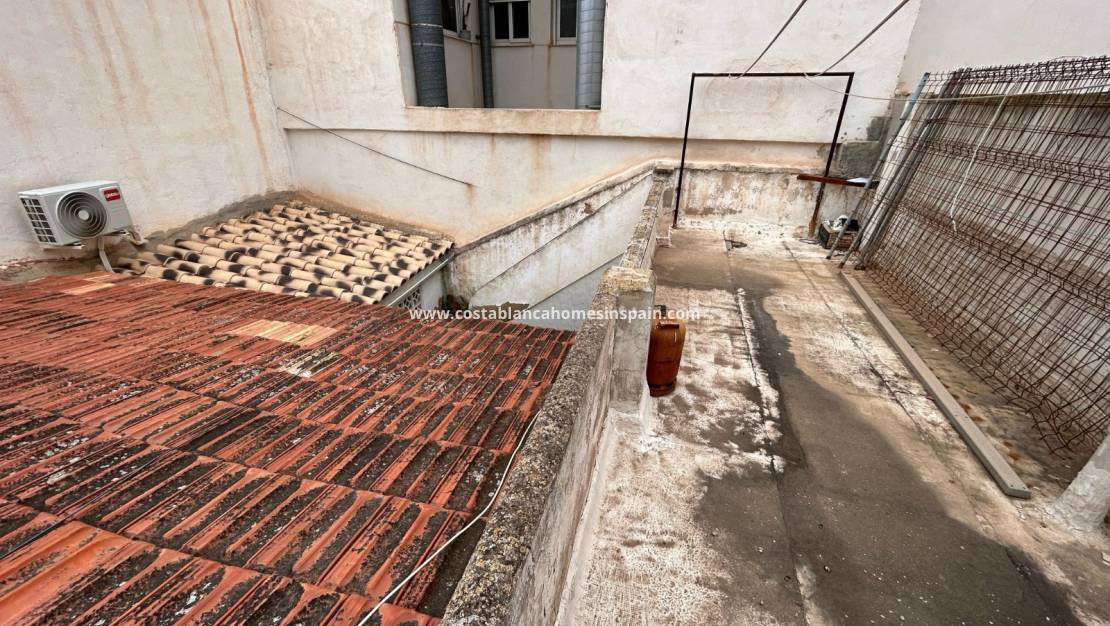 Resale - Semi - Detached Villa - Torrevieja - Torrevieja City Center