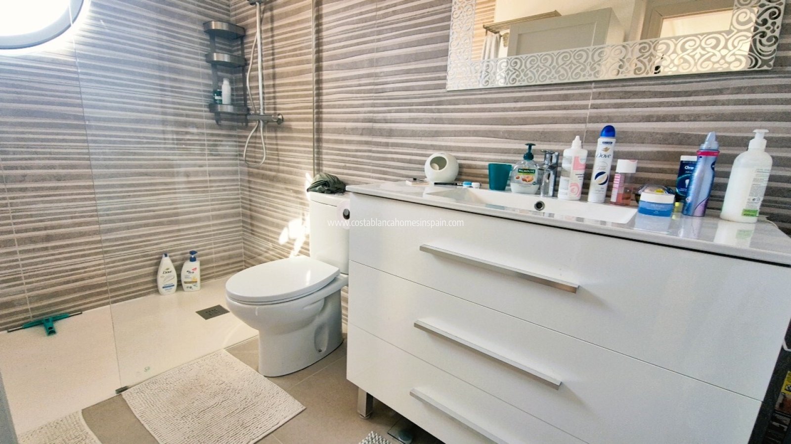 Resale - Semi - Detached Villa - Villamartin - Costa Blanca