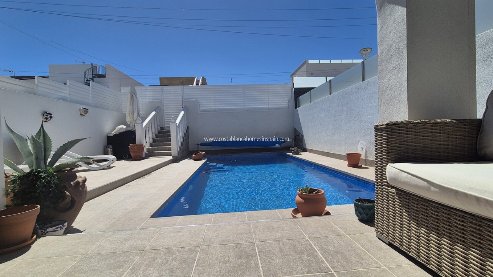 Resale - Semi - Detached Villa - Villamartin - Costa Blanca