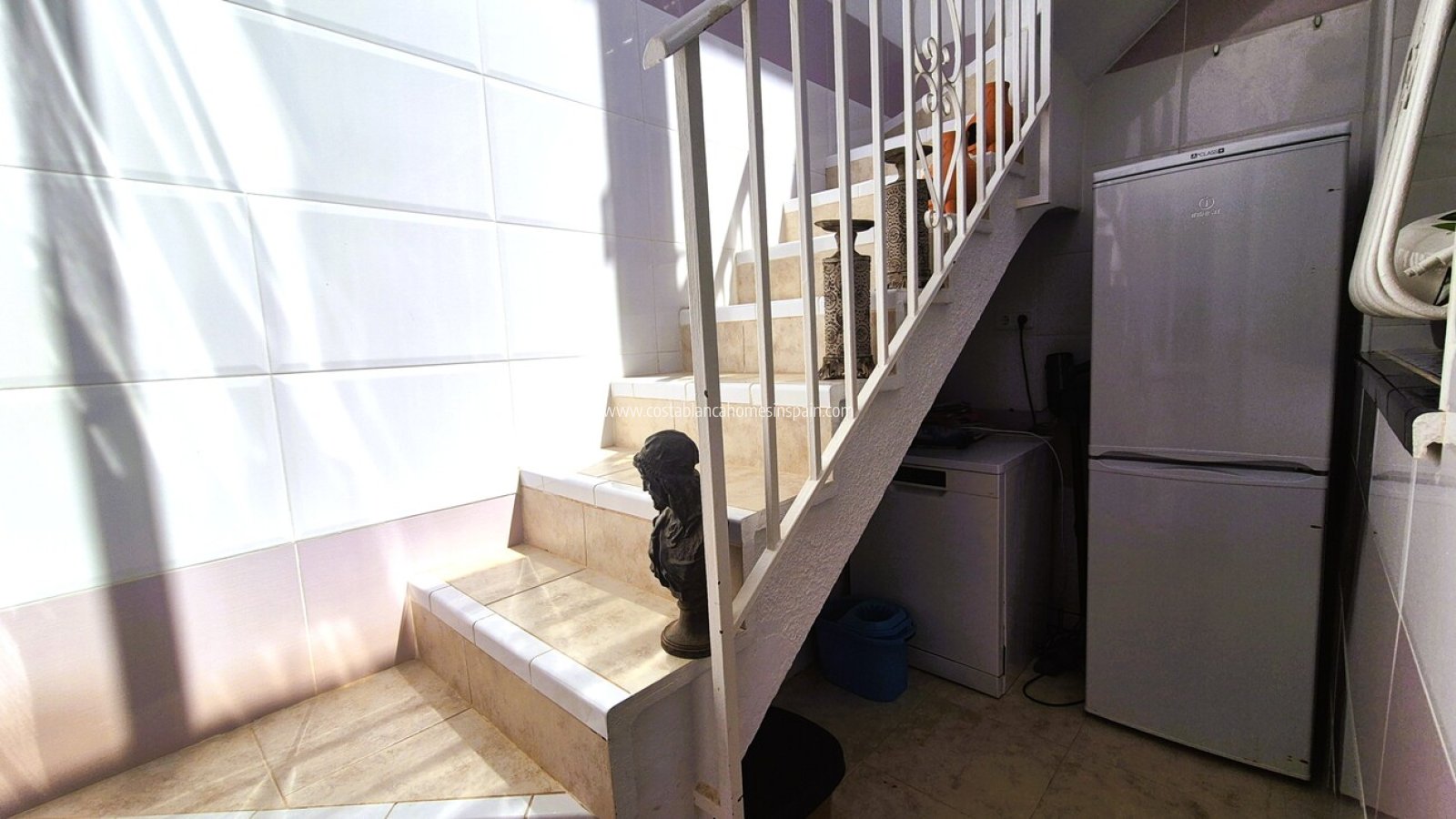 Resale - Semi - Detached Villa - Villamartin - Costa Blanca