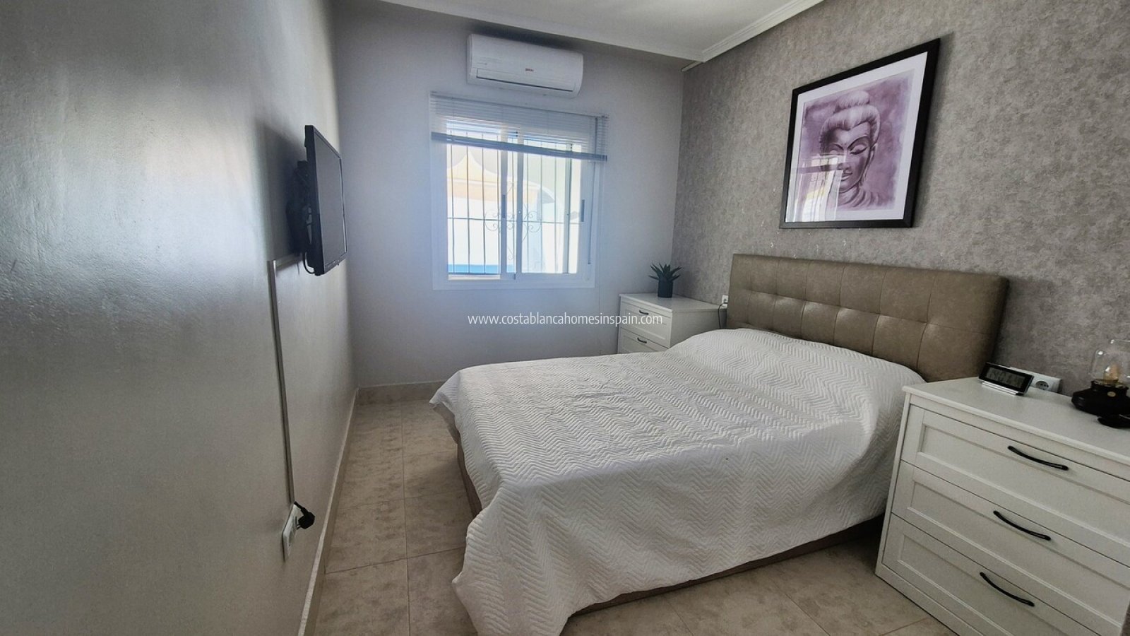 Resale - Semi - Detached Villa - Villamartin - Costa Blanca