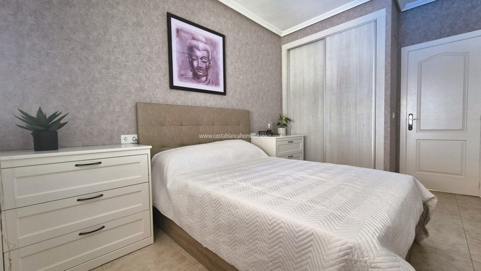 Resale - Semi - Detached Villa - Villamartin - Costa Blanca