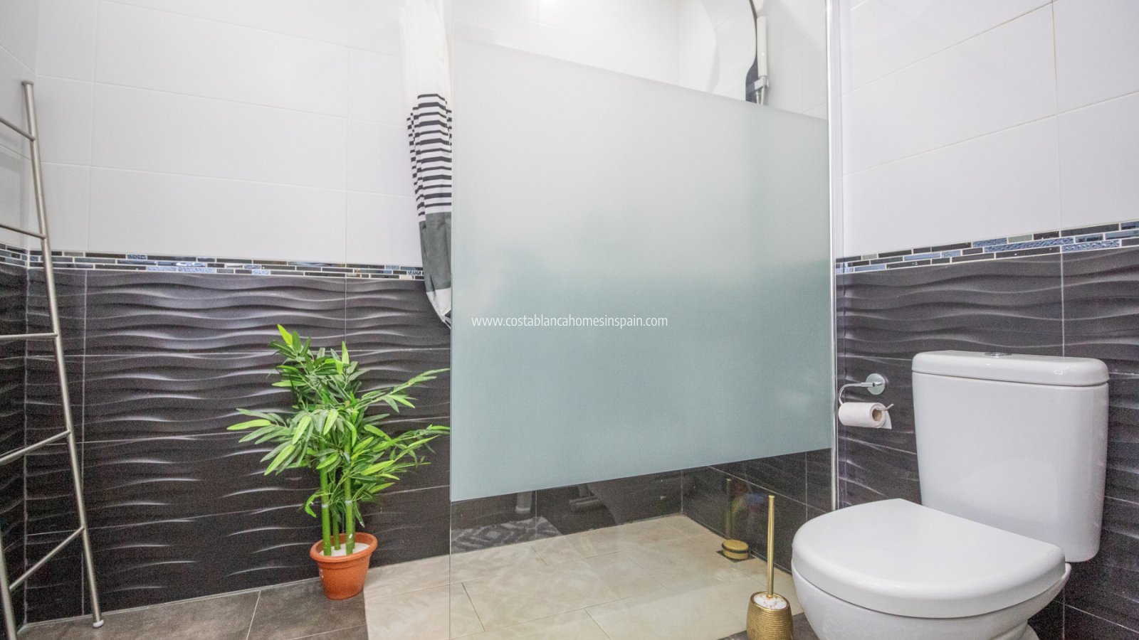 Resale - Semi - Detached Villa - Villamartin - Fortuna